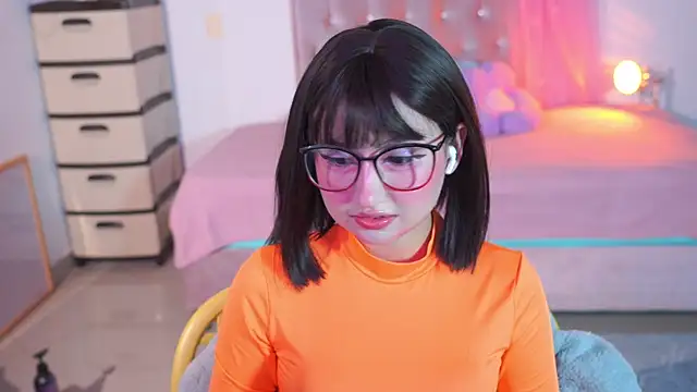 Pinkie Princes online show from May 2026 05:46:02 AM