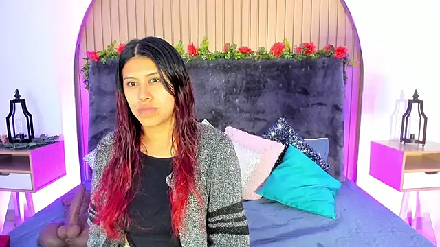 Snapshot of Karlagonzales_ chatting on November 2025 10:35:02 AM Karlagonzales online show from November 2025 10:35:02 AM