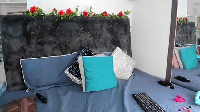 Snapshot of Karlagonzales_ chatting on February 2026 06:41:01 PM Karlagonzales online show from February 2026 06:41:01 PM