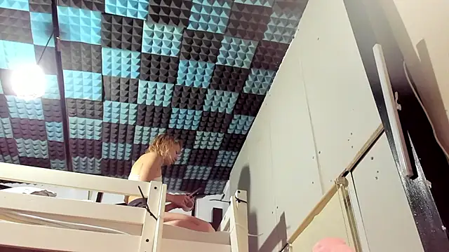 karo123421 online show from September 2025 07:36:01 PM