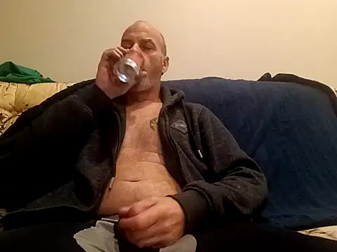 Snapshot of Ryeguy6969 chatting on January 2025 11:59:01 PM Ryeguy6969 online show from January 2025 11:59:01 PM