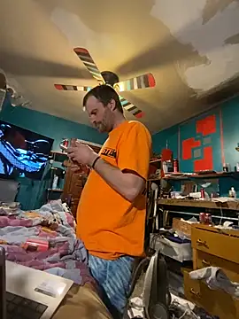 charactrzero online show from February 2025 04:23:01 AM