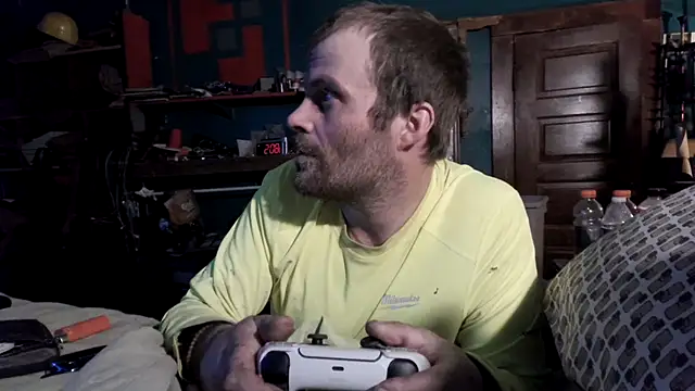 charactrzero online show from November 2025 01:30:01 AM