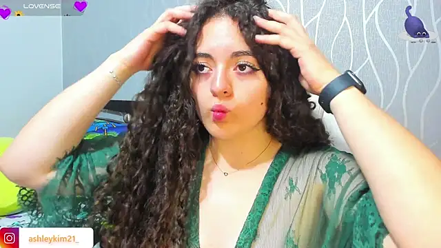 AshleyKim  online show from October 2025 12:19:01 AM