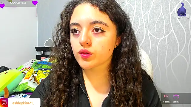 AshleyKim  online show from November 2025 12:11:01 AM