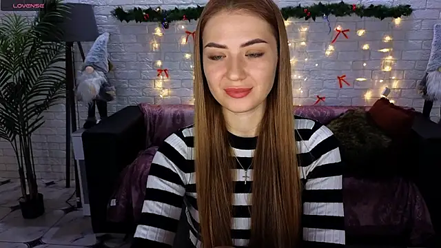 Adelyna Bird online show from December 2024 07:22:02 AM