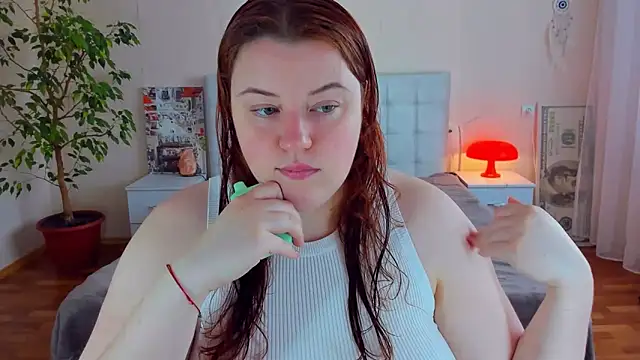Snapshot of PolinaSalvatore chatting on June 2026 02:43:02 PM PolinaSalvatore online show from June 2026 02:43:02 PM