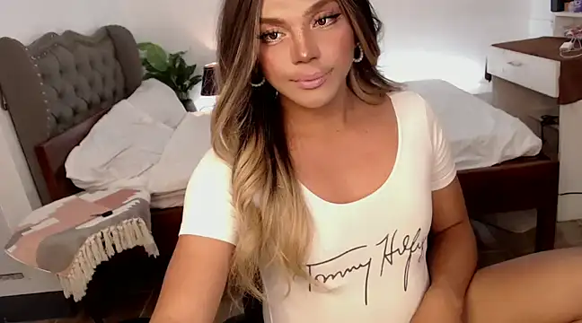 liaa lurrecams online show from January 2025 12:41:02 PM