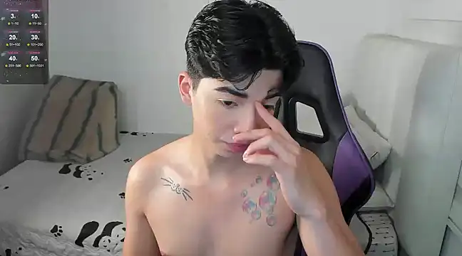 santy7v7 online show from February 2025 01:30:01 PM