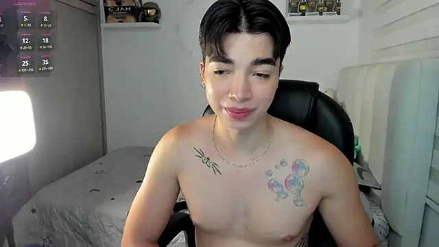 santy7v7 online show from November 2025 01:23:01 PM