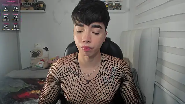 santy7v7 online show from March 2026 01:37:01 PM