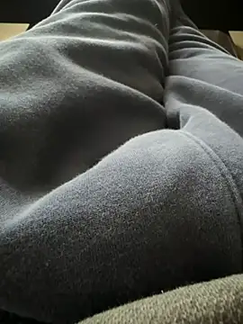 Snapshot of DAJ4002 chatting on March 2026 01:17:01 PM DAJ4002 online show from March 2026 01:17:01 PM