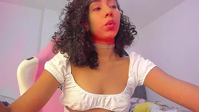 Snapshot of khaliope chatting on September 2025 07:06:02 PM khaliope online show from September 2025 07:06:02 PM