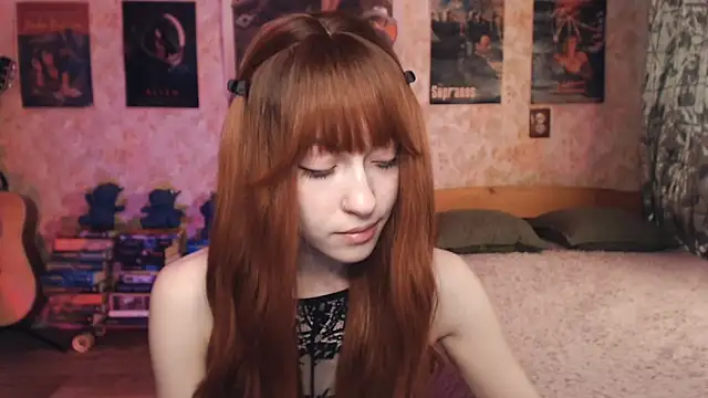 Friendly Ellie online show from September 2025 01:49:02 AM