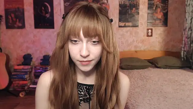 Friendly Ellie online show from March 2026 12:18:02 AM