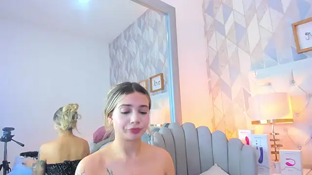 Abbie Jones 1 online show from January 2025 09:08:01 AM