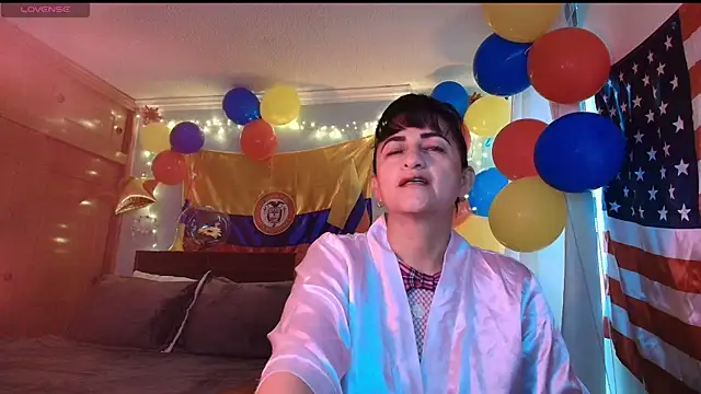 Snapshot of ISABEEL_SOFIA01 chatting on July 2026 11:17:02 AM ISABEEL SOFIA01 online show from July 2026 11:17:02 AM