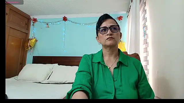 Snapshot of ISABEEL_SOFIA01 chatting on July 2026 07:39:01 PM ISABEEL SOFIA01 online show from July 2026 07:39:01 PM