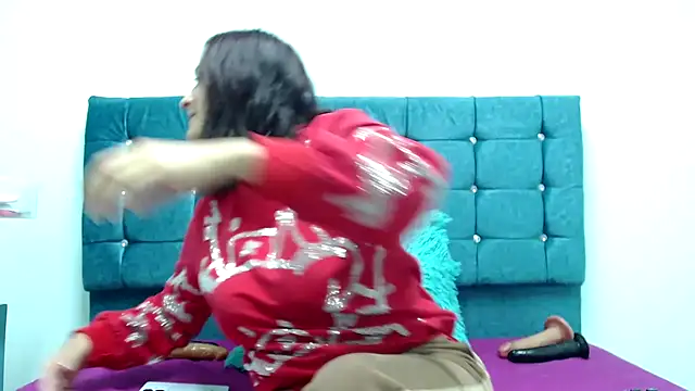 valentinaricothx online show from November 2025 12:16:02 PM