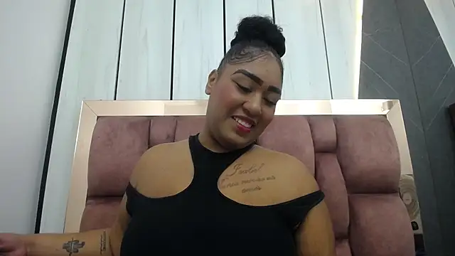 arianna pearl online show from April 2026 01:22:02 PM