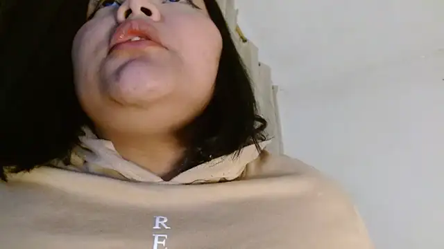 Snapshot of sexychubby___ chatting on January 2025 12:09:02 AM sexychubby    online show from January 2025 12:09:02 AM