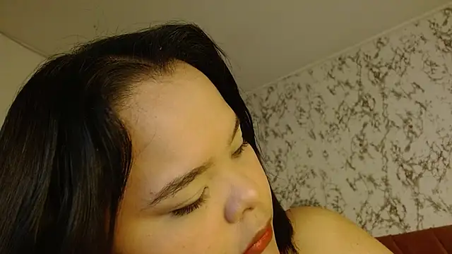 Snapshot of sexychubby___ chatting on September 2025 03:28:02 PM sexychubby    online show from September 2025 03:28:02 PM