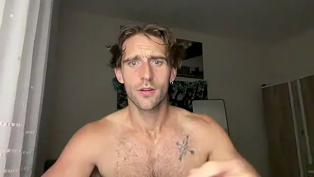 lukegunn online show from December 2025 10:59:02 PM