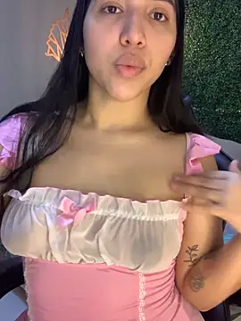 Snapshot of Amandanauty chatting on November 2025 07:26:01 PM Amandanauty online show from November 2025 07:26:01 PM