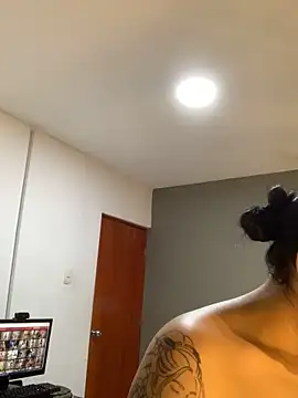 Snapshot of Amandanauty chatting on November 2025 07:14:02 PM Amandanauty online show from November 2025 07:14:02 PM