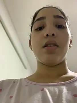 Snapshot of Amandanauty chatting on November 2025 08:52:01 PM Amandanauty online show from November 2025 08:52:01 PM