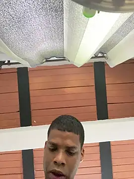 XWillianSmithX online show from May 2026 07:21:01 PM
