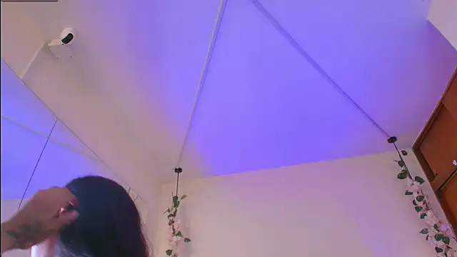 Athompzon online show from April 2026 11:22:02 AM