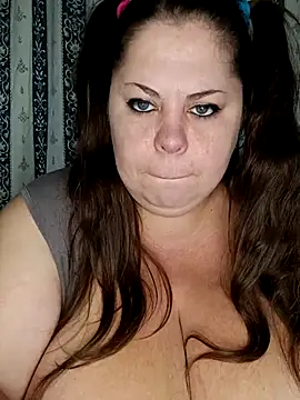 Snapshot of Ginabig chatting on September 2025 05:33:02 AM Ginabig online show from September 2025 05:33:02 AM