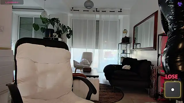 LanaCorona online show from January 2026 01:13:01 PM