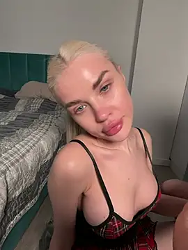 Bad Hot Teacher online show from April 2026 09:05:02 PM