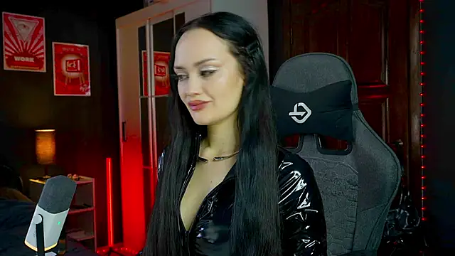 QueenAliss online show from February 2026 05:36:01 AM