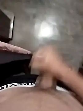 Snapshot of Emanuel45js chatting on February 2025 02:09:02 AM Emanuel45js online show from February 2025 02:09:02 AM