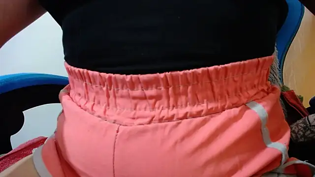 Snapshot of klylls_squirt_ chatting on December 2025 07:41:01 PM klylls squirt online show from December 2025 07:41:01 PM