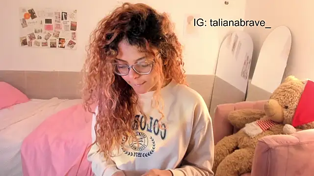 ValienteGirl  online show from September 2025 03:22:01 AM