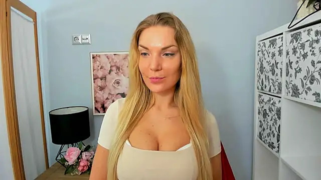 AulloraHoney online show from February 2025 06:12:02 AM