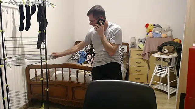 steph19x5 online show from April 2026 07:32:01 PM