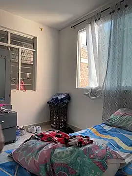 Elena222  online show from December 2025 07:53:02 PM