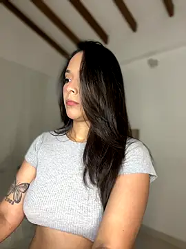 Little Amber6 online show from September 2025 11:50:01 PM