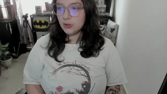 Snapshot of aika-dreams chatting on July 2026 01:28:01 PM aika-dreams online show from July 2026 01:28:01 PM
