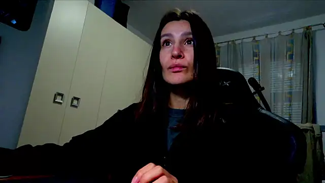 Snapshot of GodlyTheia chatting on November 2025 01:13:01 PM GodlyTheia online show from November 2025 01:13:01 PM