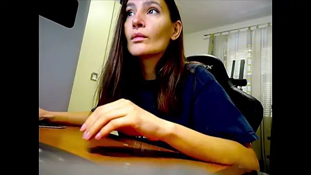 Snapshot of GodlyTheia chatting on February 2026 11:00:01 AM GodlyTheia online show from February 2026 11:00:01 AM