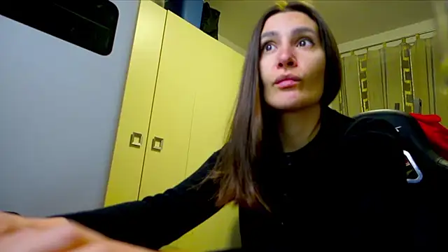 Snapshot of GodlyTheia chatting on March 2026 06:57:02 PM GodlyTheia online show from March 2026 06:57:02 PM