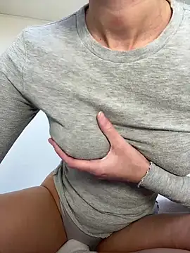 CutieEmy online show from February 2025 11:09:01 AM