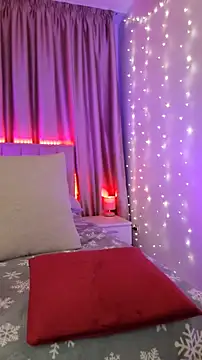 Larissa K online show from February 2026 07:32:02 PM