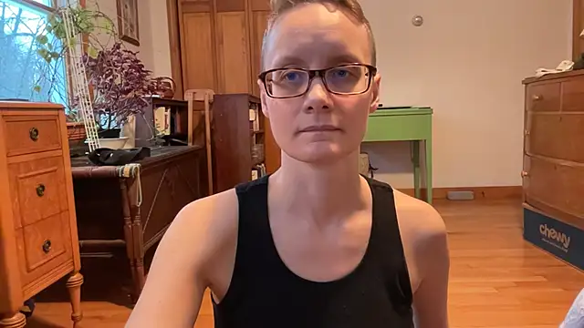 Snapshot of LeahWilde chatting on February 2025 10:15:02 PM LeahWilde online show from February 2025 10:15:02 PM